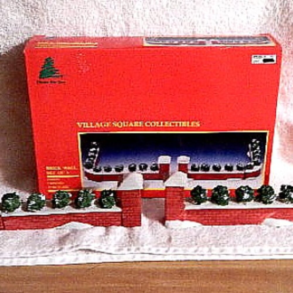 Village Square Collectibles - Brick Wall -Set of 6 Christmas Village NIB